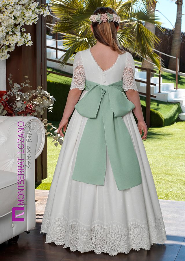 Montserrat Lozano communion dress, style 2712, back view