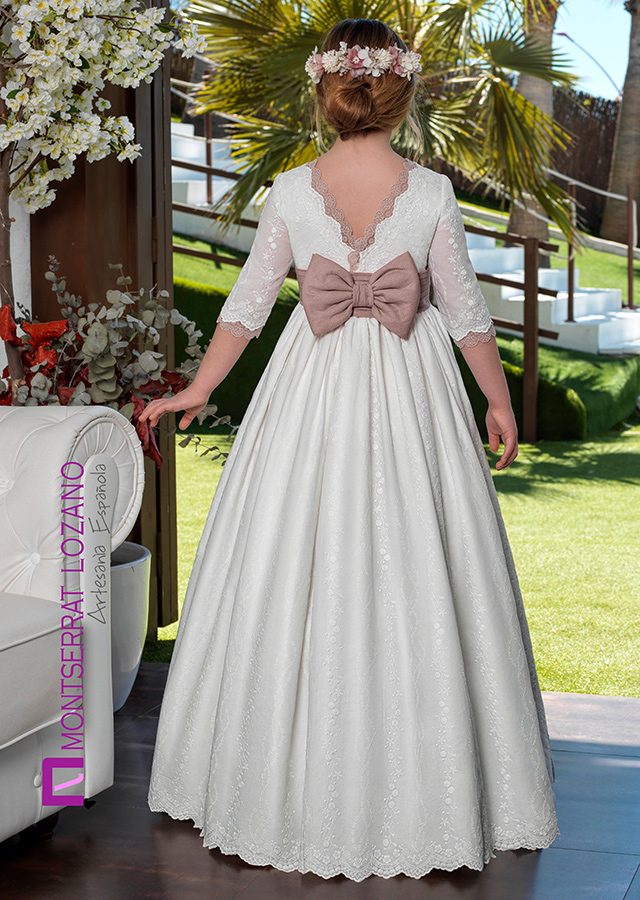 Montserrat Lozano communion dress, style 2737, back view