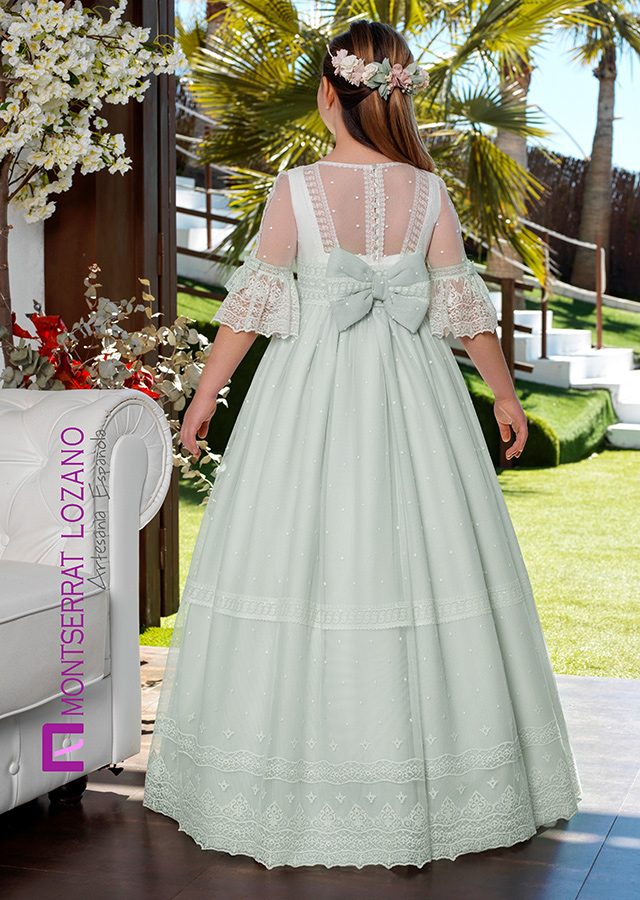 Montserrat Lozano communion dress, style 2702, back view