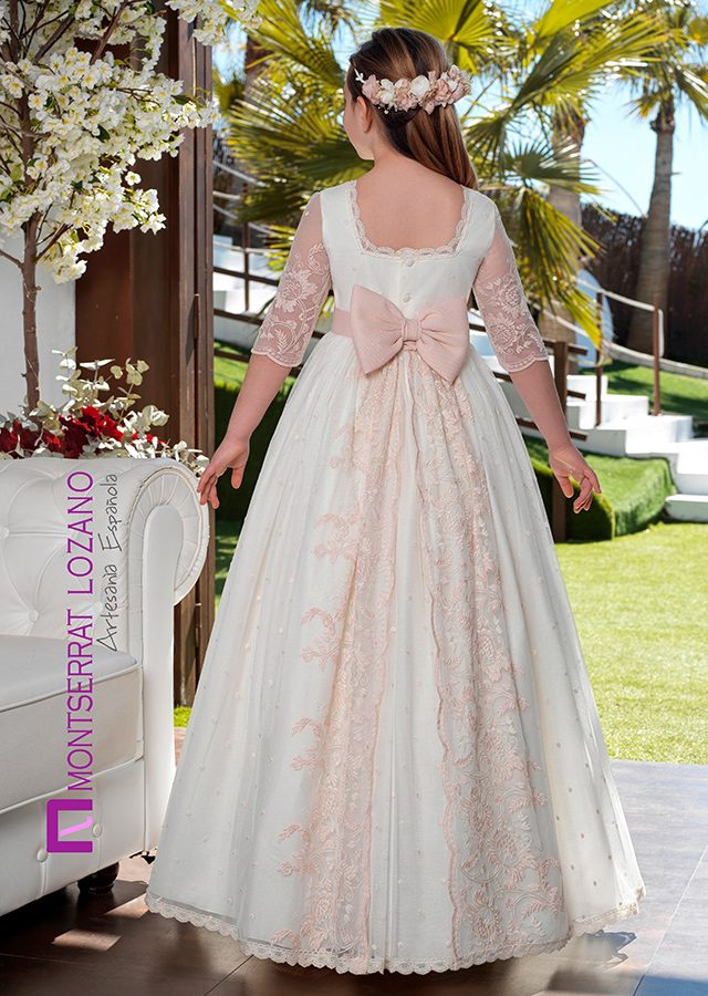 Montserrat Lozano communion dress, style 2729, back view