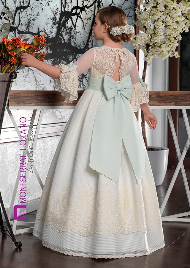 Montserrat Lozano communion dress, style 2721, back view
