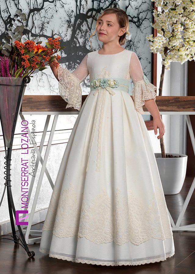 Montserrat Lozano communion dress, style 2721, front view