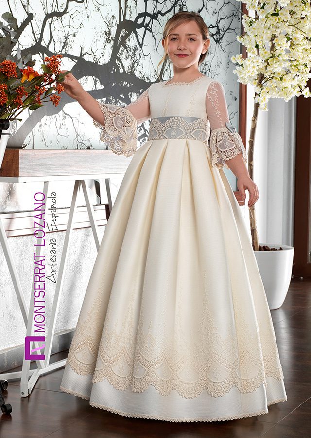 Montserrat Lozano communion dress, style 2727, front view
