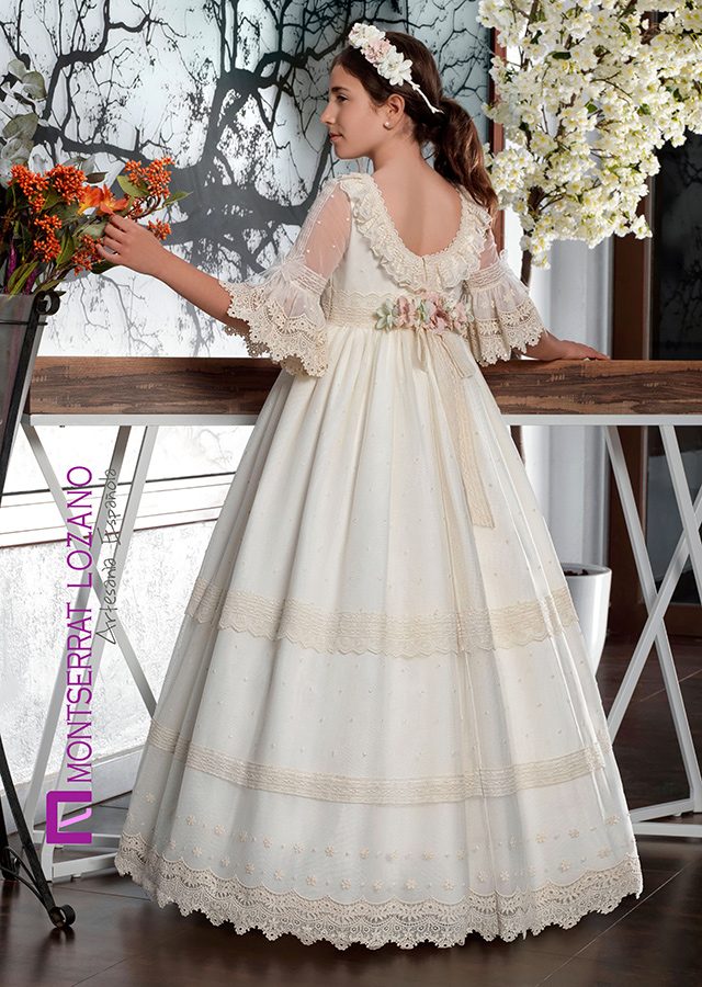 Montserrat Lozano communion dress, style 2722, back view